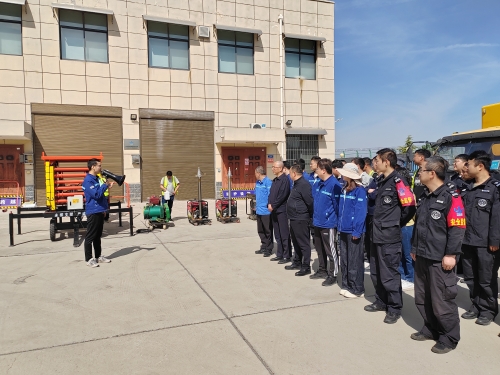 防汛應(yīng)急設(shè)備實操演練現(xiàn)場 防汛應(yīng)急設(shè)備實操演練現(xiàn)場